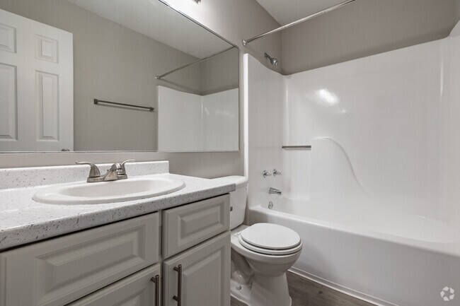 The Hideaway - 2 habitaciones, 2 baños - 975 pies cuadrados - Segundo baño - Agora at Port Richey