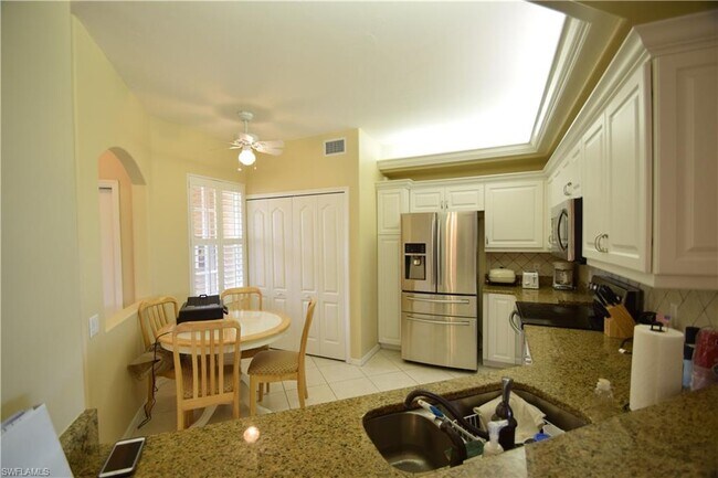 Foto del edificio - 9030 Spring Run Blvd