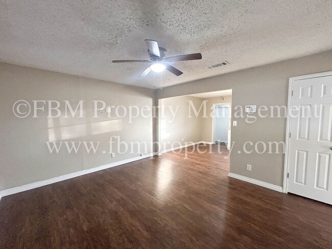 Foto del edificio - 1312 N Shawnee St