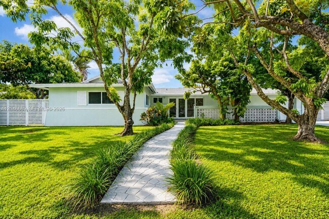 Foto del edificio - 7982 SW 89th St
