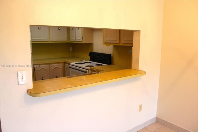 Building Photo - 1 bedroom in North Miami FL 33161