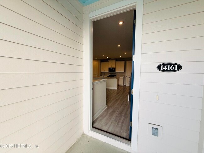 Foto del edificio - 14161 Sea Wave Ln