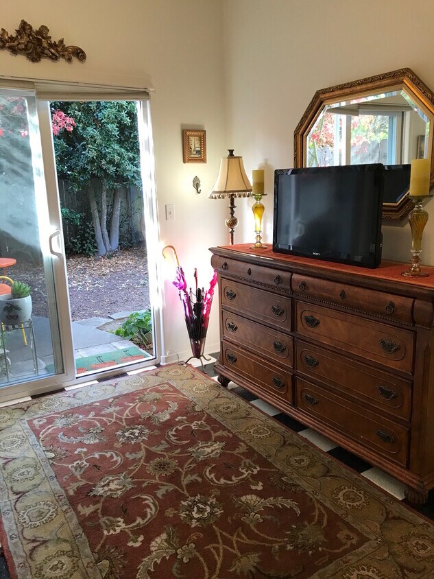 Foto principal - 1835 47th Ave