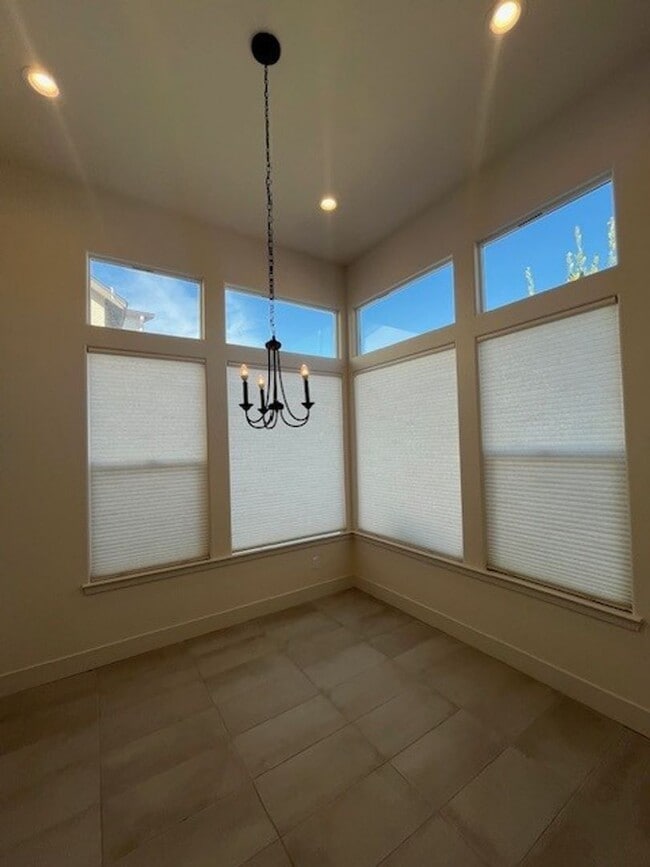 Building Photo - Coming Soon!