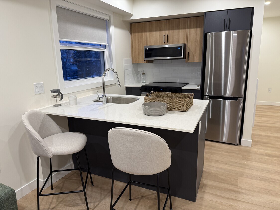 Photo principale - 8615-8108 108 St NW