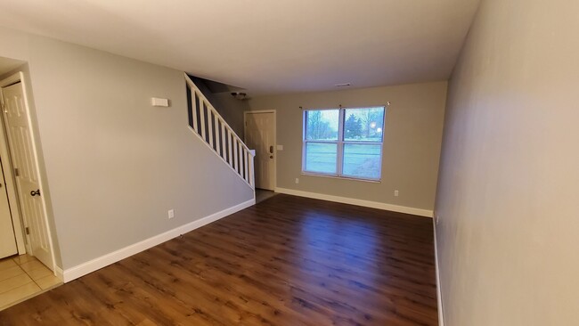 Living Room - 1100 Caulks Hill Rd