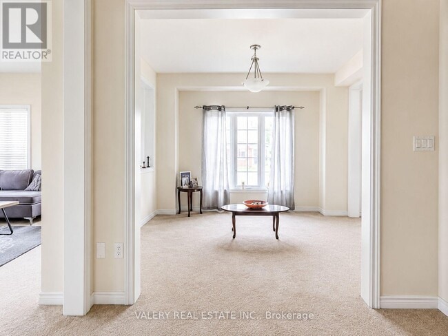 Building Photo - 407 Linden Dr
