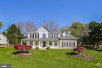 Building Photo - 9874 Foxhill Ct