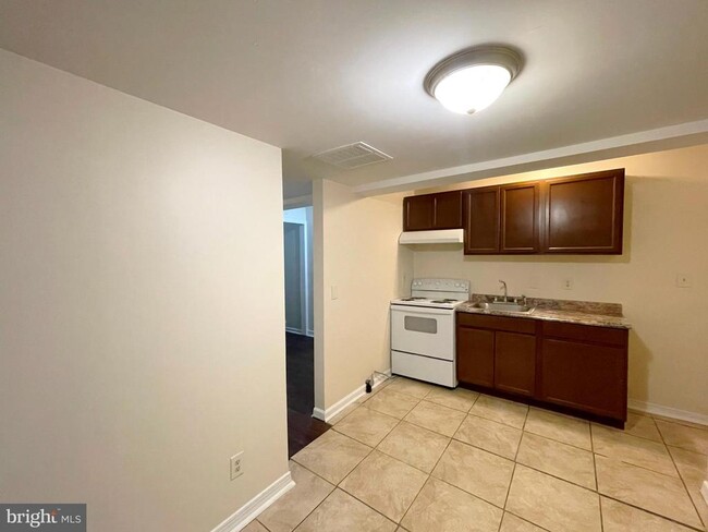 Foto del edificio - 21632 Great Mills Rd