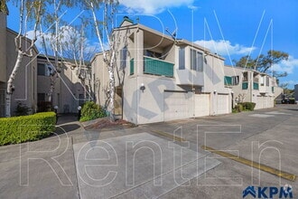 Building Photo - 999 Porter Ave