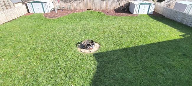 Building Photo - 1615 Reetz Rd