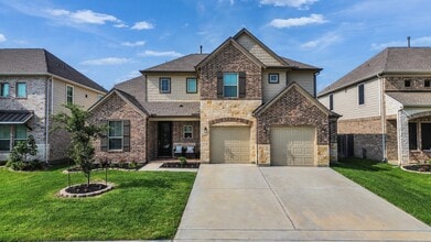 Building Photo - 251 Upland Dr
