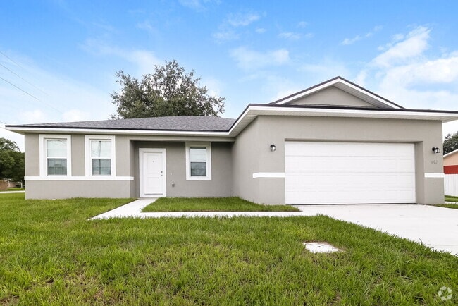 Building Photo - 602 Madrid Dr