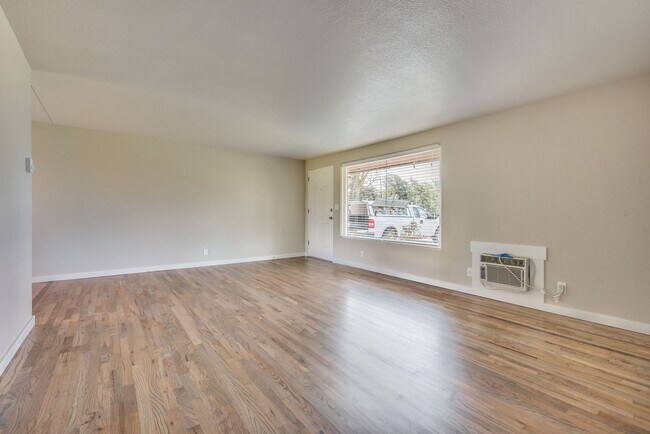 Building Photo - 4844 Blaser Cir