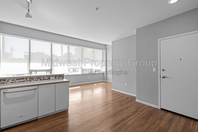 Building Photo - 4100 Lindell Blvd