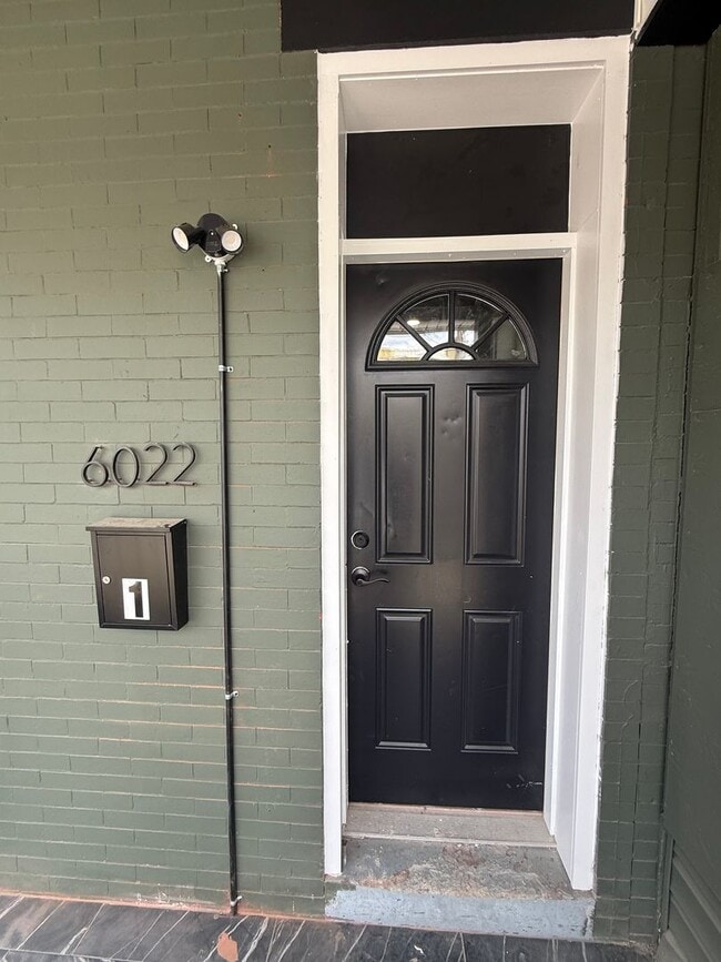 Photo - 6022 Pine St Apartment