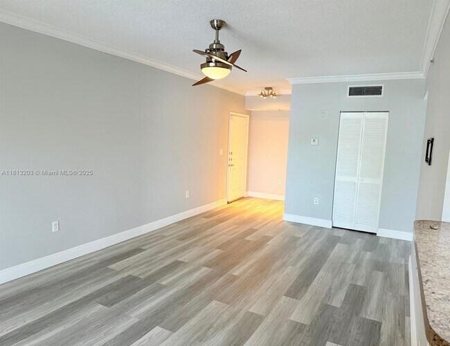 Foto del edificio - 100 SW 117th Terrace