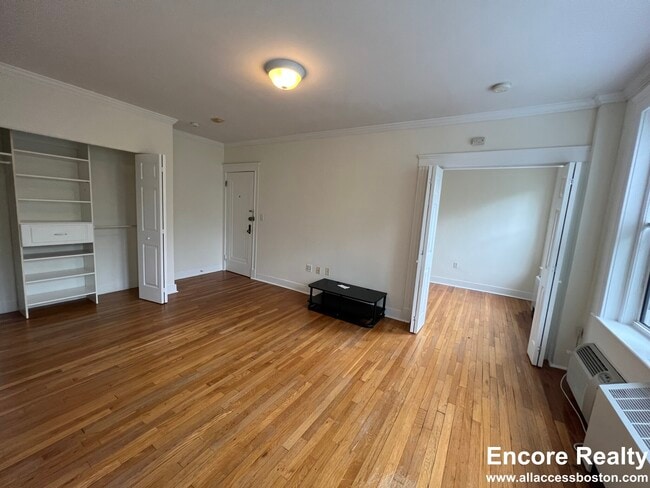 Building Photo - 14 Chauncy St