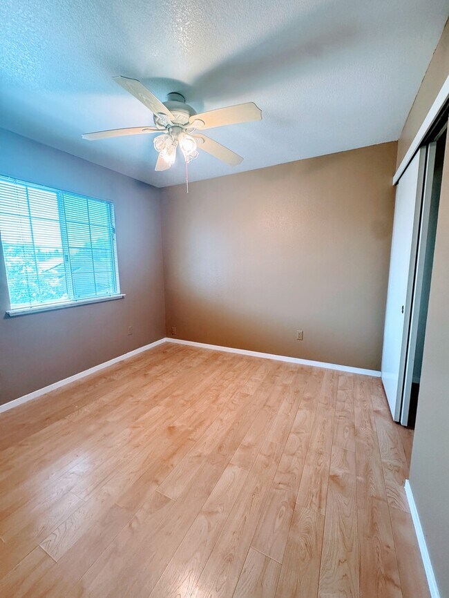 Foto del edificio - Welcome to this stunning 3-bedroom, 2.5-ba...