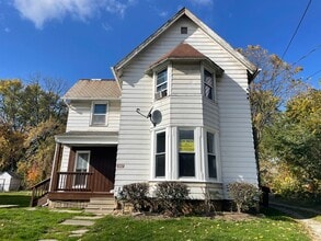 Building Photo - 362 Furnace St
