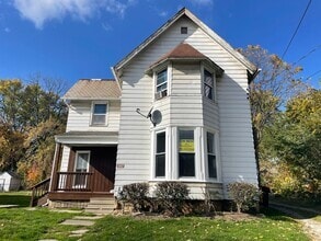 Building Photo - 362 Furnace St