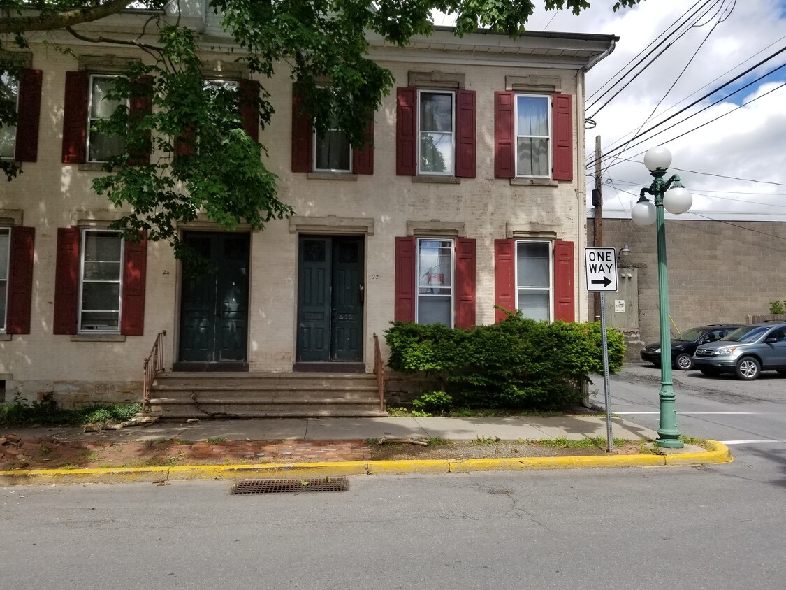 22 N 4th St, Lewisburg, PA 17837 Apartments in Lewisburg, PA