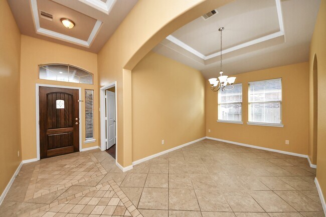 Foto del edificio - 5327 Wolfpen Ridge Ln