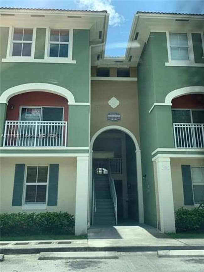 Foto del edificio - 10902 NW 83rd St