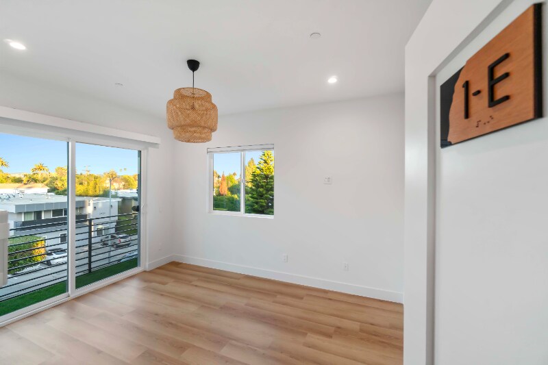 Foto principal - 3917 Inglewood Blvd