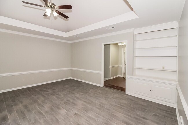 Foto del edificio - 4237 Monterey Dr