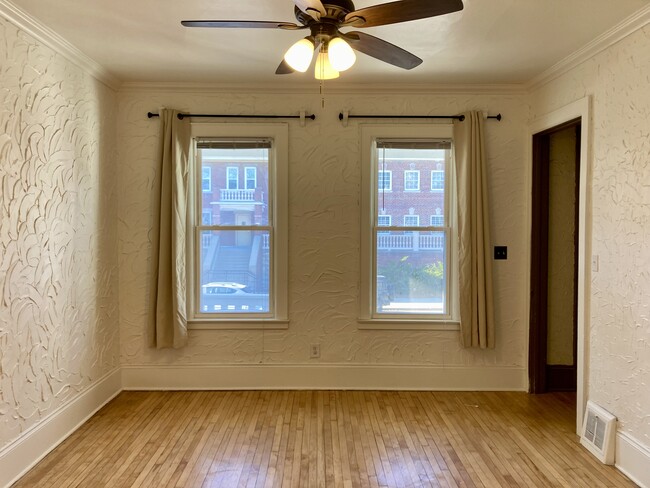 Living Room - 3058 N Fratney St