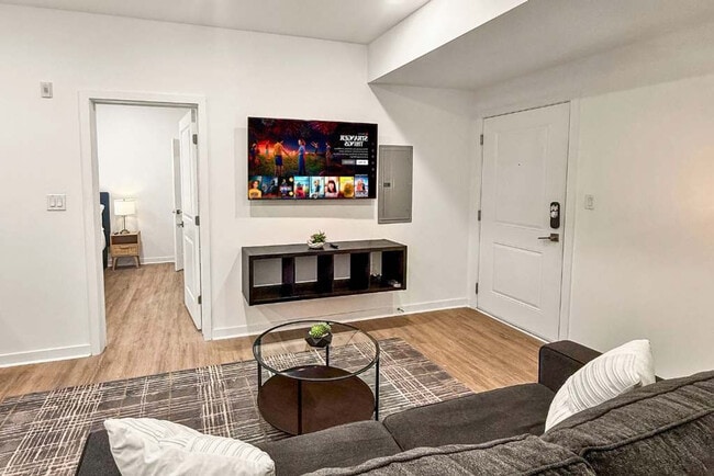 Building Photo - 1427 Germantown Ave