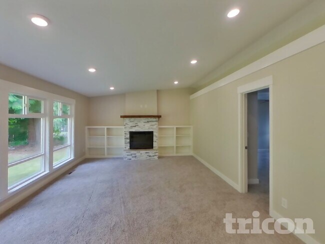 Foto del edificio - 4911 64th Ave W