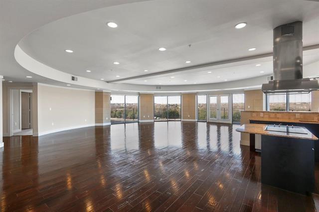 Foto del edificio - 7951 Collin McKinney Pkwy