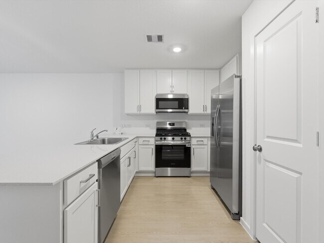 Foto del edificio - 25409 Carnation Ct