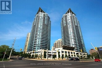 Building Photo - 1 Elm Dr W