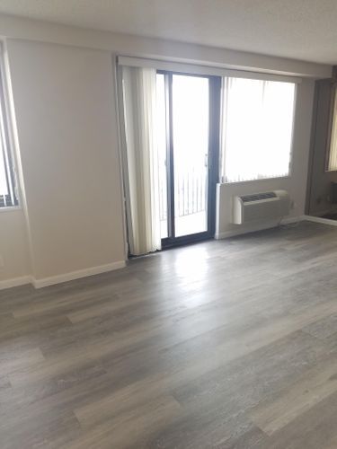 Foto principal - 1590 Anderson Ave