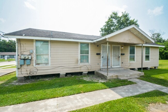 Foto del edificio - 6014 Collingsworth St
