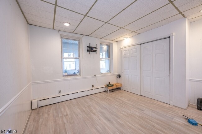 Foto del edificio - 12 Garfield Ave