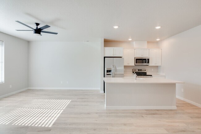 Building Photo - Baraya Townhomes: Farm House Townhomes for...