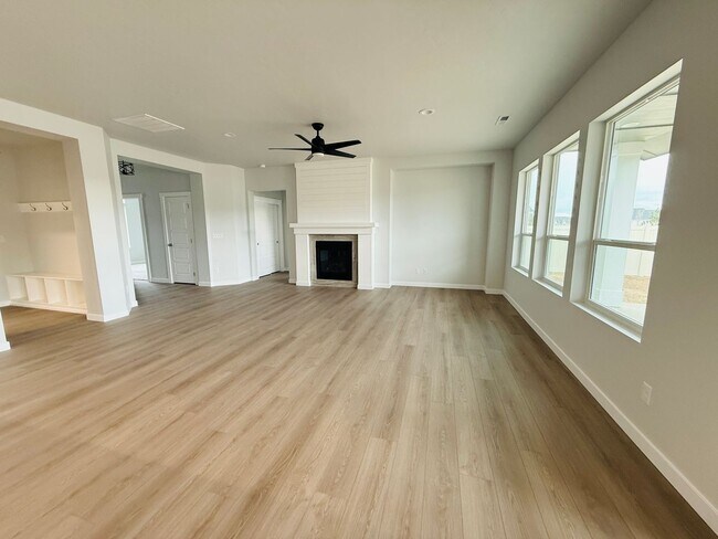 Foto del edificio - Brand New 4 Bedroom Home for Rent in SW Meridian!