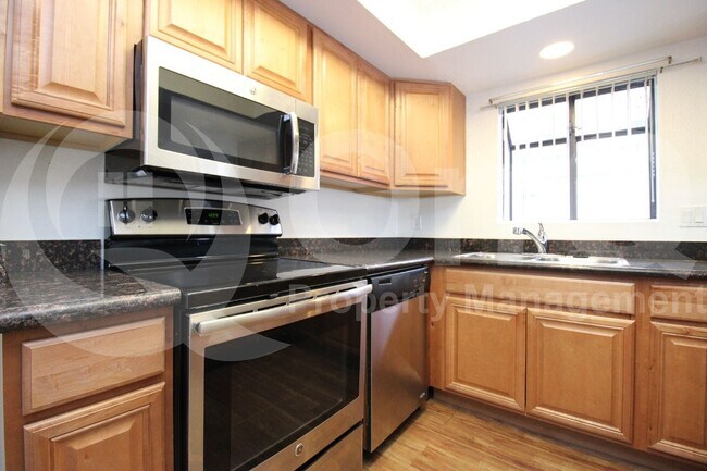 Foto del edificio - 3435 W Danbury Dr