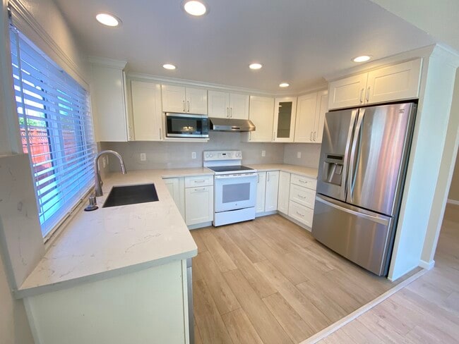 Building Photo - 3314 Inspiration Ct