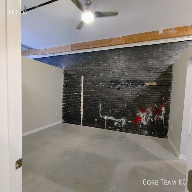 Building Photo - 1223 Union Ave