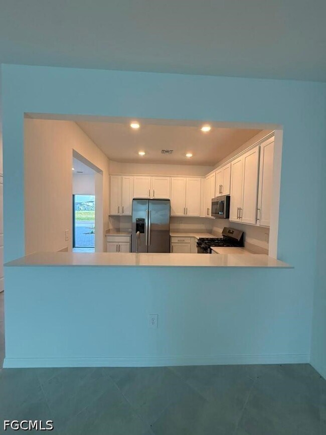 Building Photo - 44292 Caraton Ter