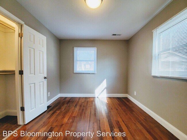 Building Photo - 3 br, 3 bath House - 101 S Union St