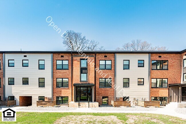 Foto del edificio - 1823 Griswold Dr