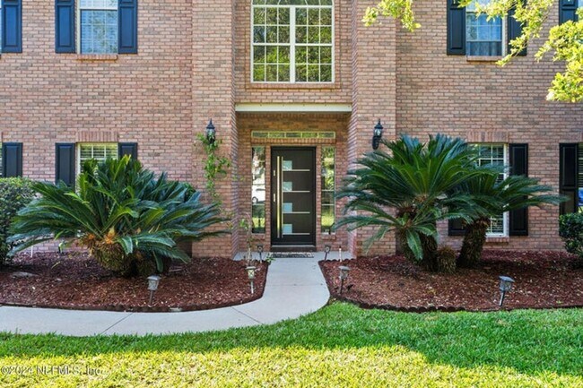 Foto del edificio - Fully Furnished Home
