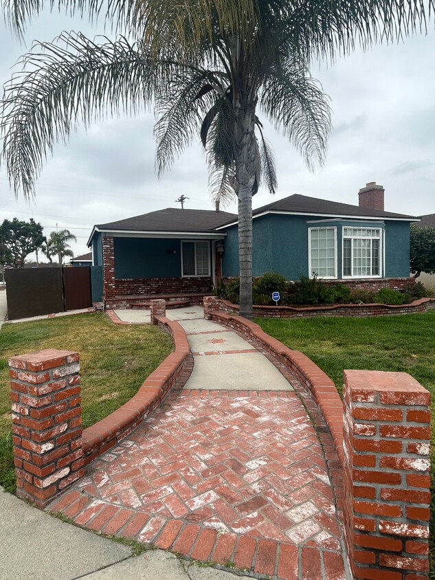 10819 Amery Ave, South Gate, CA 90280 House Rental in South Gate, CA