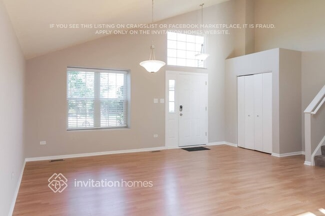 Building Photo - 1313 Lasser Dr